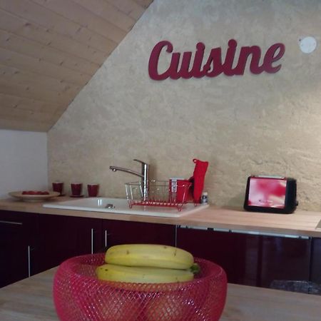 Domaine Du Bourg Salon Bed & Breakfast Bagian luar foto