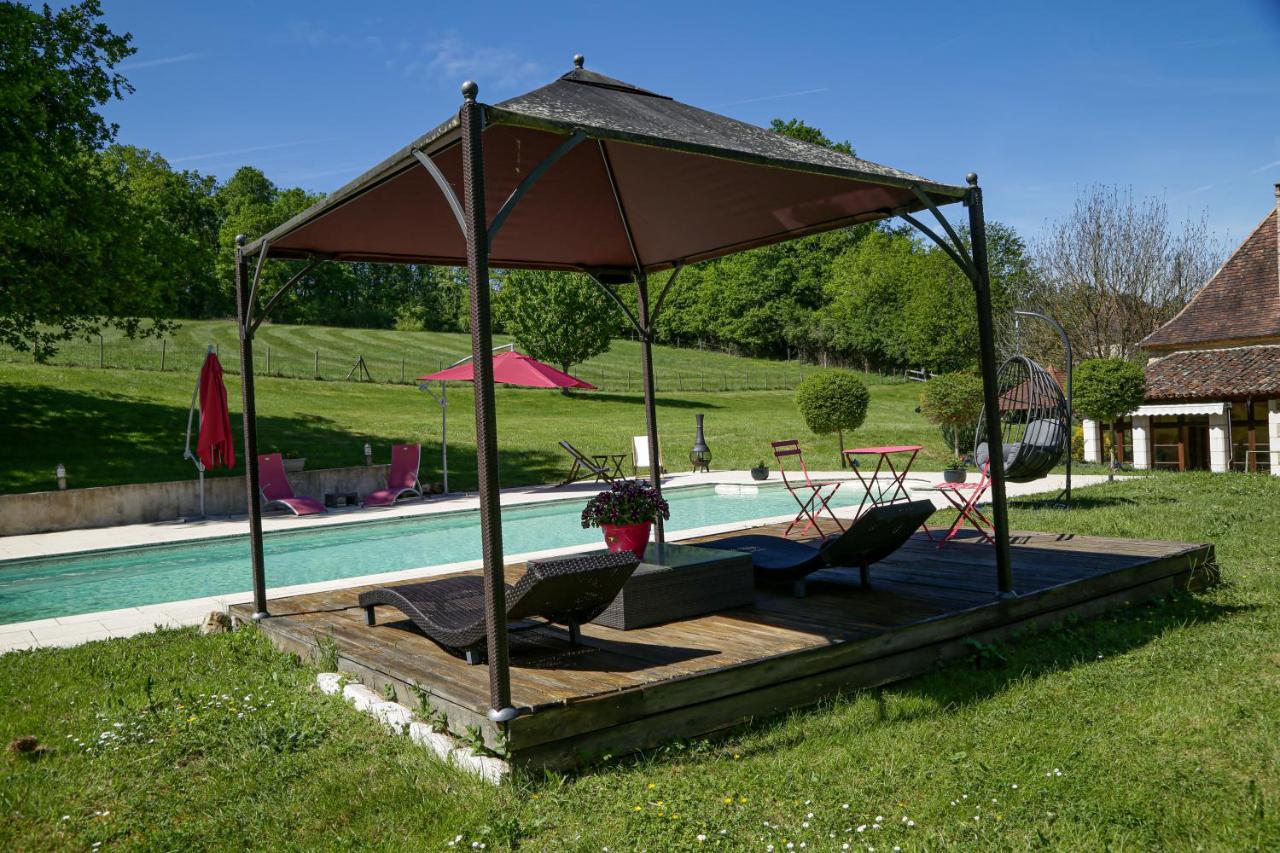 Domaine Du Bourg Salon Bed & Breakfast Bagian luar foto