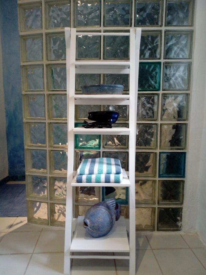 Domaine Du Bourg Salon Bed & Breakfast Bagian luar foto