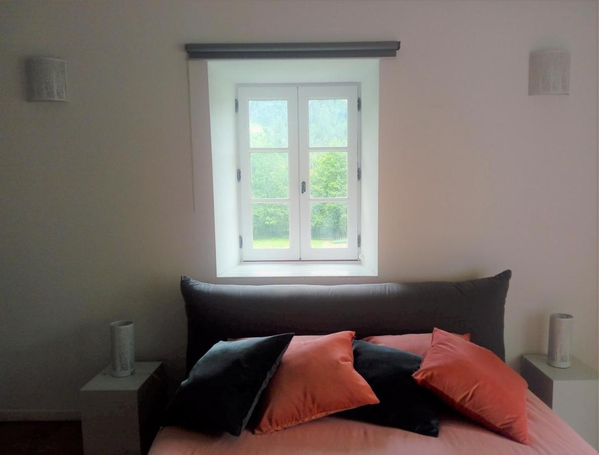 Domaine Du Bourg Salon Bed & Breakfast Bagian luar foto